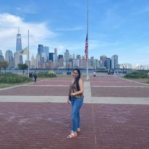 Meet your Posher, Kim karen